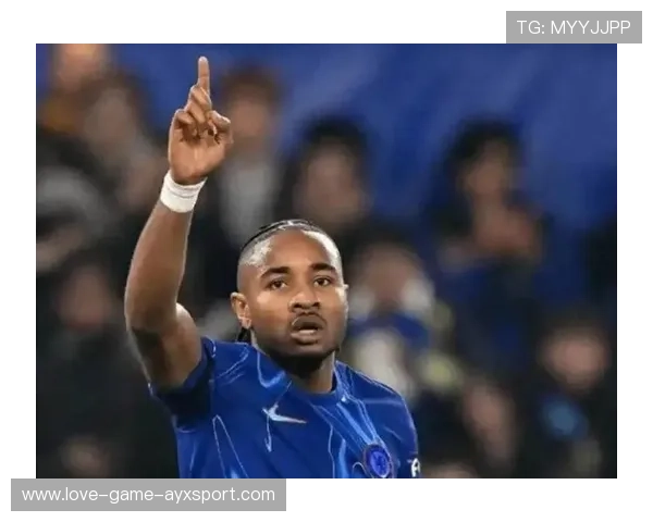 切尔西恩昆库反击中冷静射门